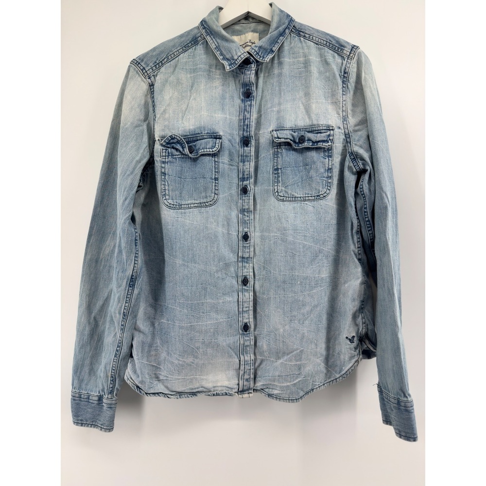 American Eagle Outfitters Denim Button Down Long sleeve Large